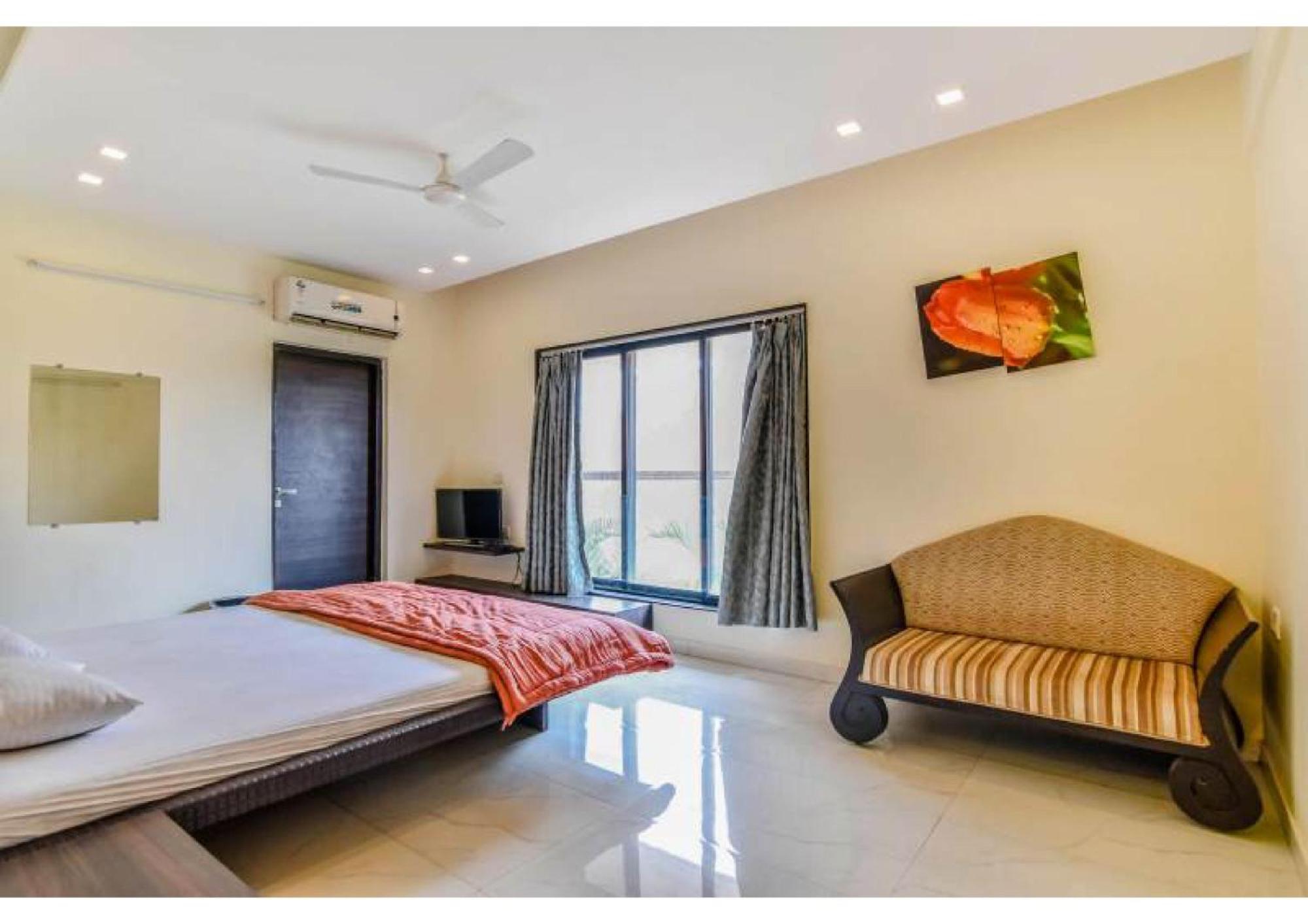 Alison Villa Lonavala Bagian luar foto